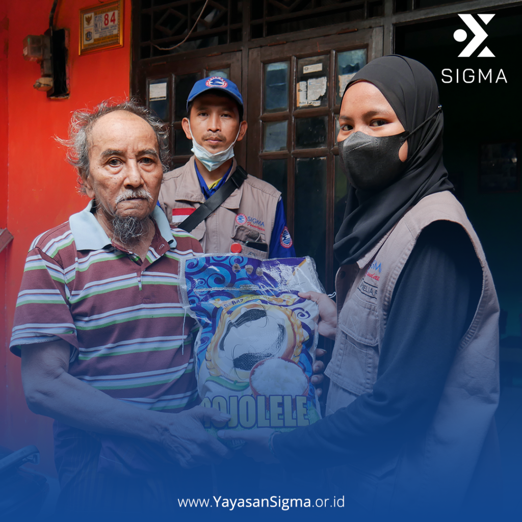 Isra Miraj 1443 H "Berbagi Sembako kepada Dhu'afa Lansia"