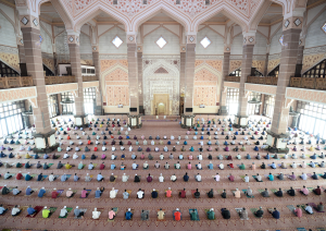 shalat jumat berjamaah